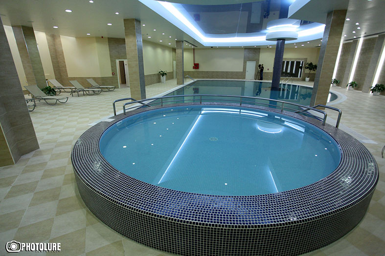 Հանքային ջուրով բուժական լոգարանները