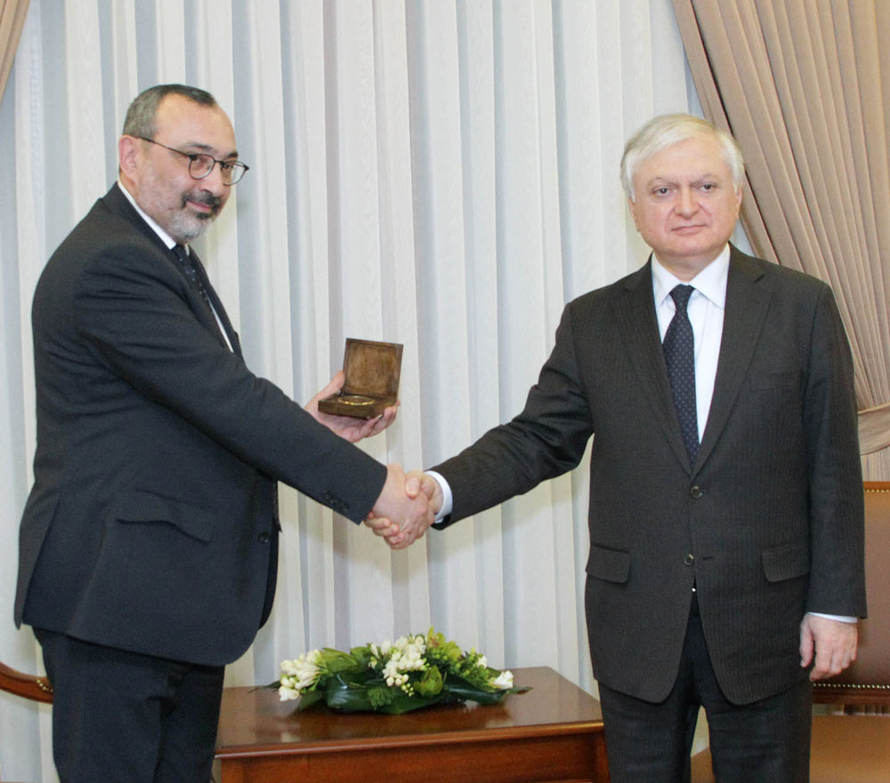 Միրզոյեան եւ Նալպանտեան